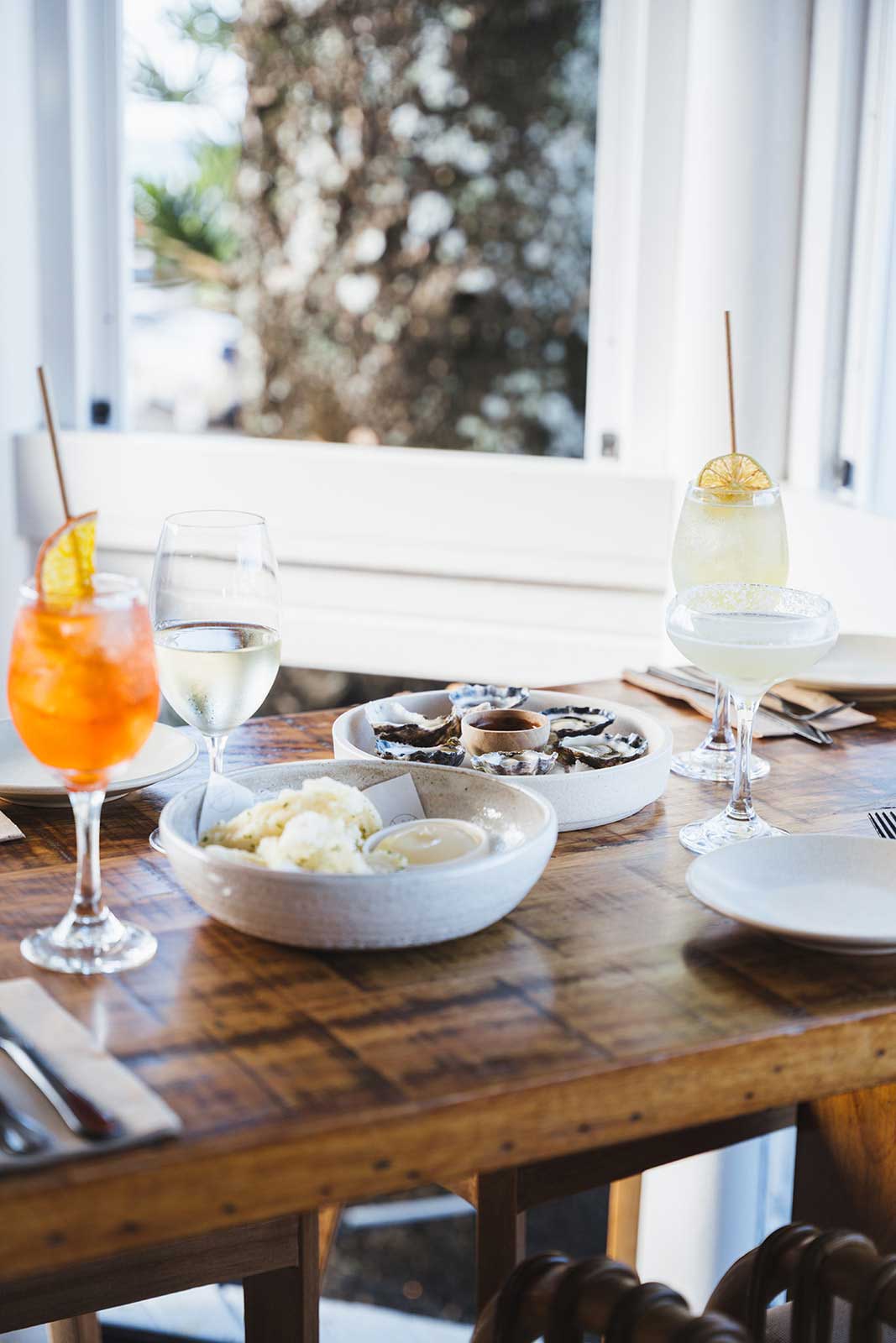 Happy Hour drinks and food at Loft Bar Byron Bay